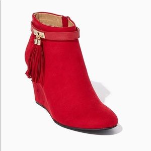 Charming Charlie Red Ankle Bootie w/ Tassels Sz.10